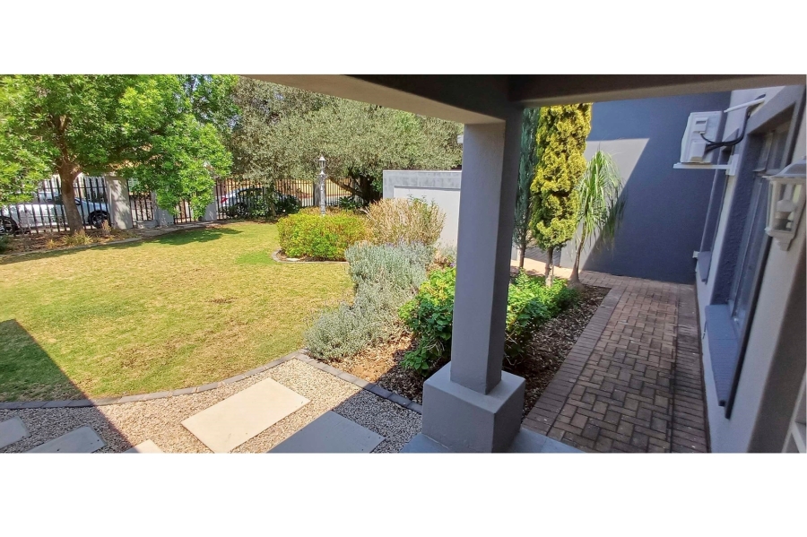 4 Bedroom Property for Sale in Jim Fouchepark Free State